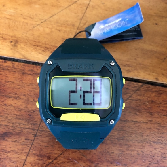 shark surf watch